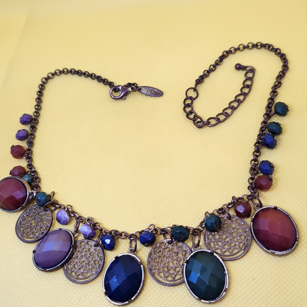 Elegant Multicolor Pendant Necklace